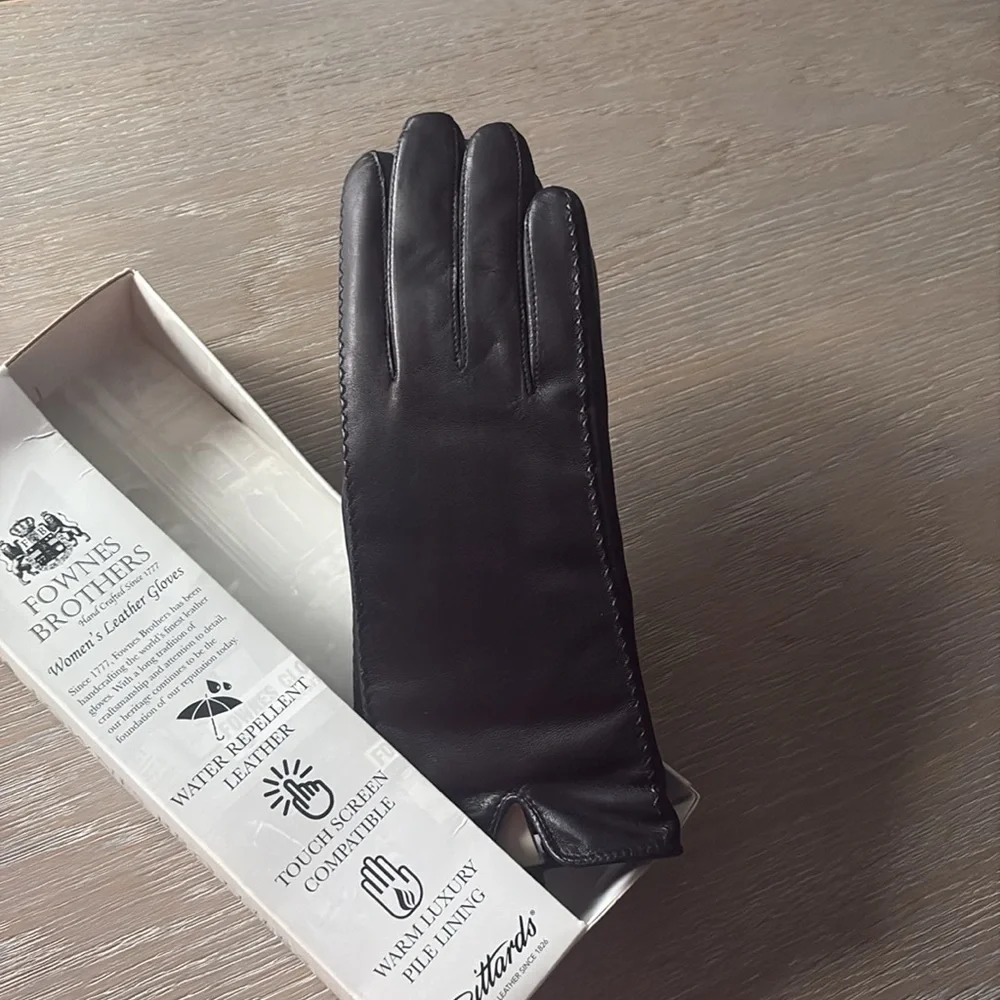 Fownes Brothers Black Leather Gloves,L, new